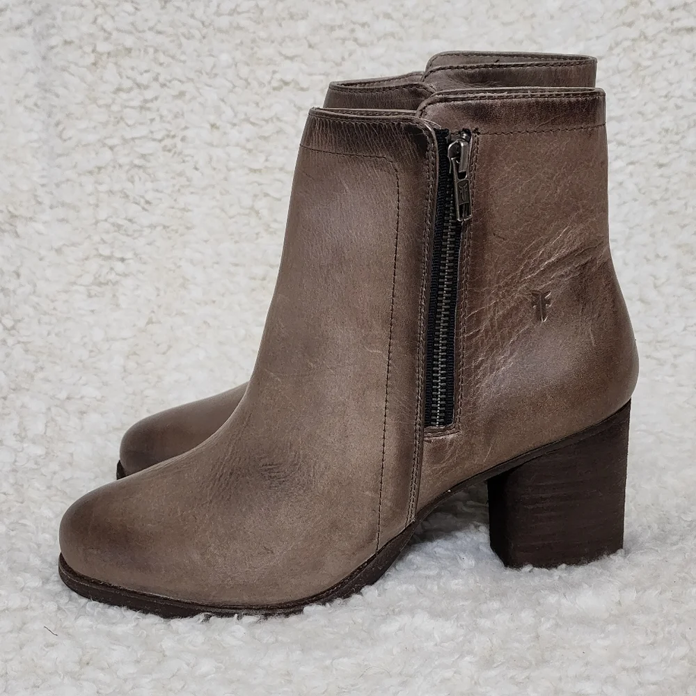 Frye Addie Double Zip heeled bootie boots size 10 new!! - Picture 9 of 14